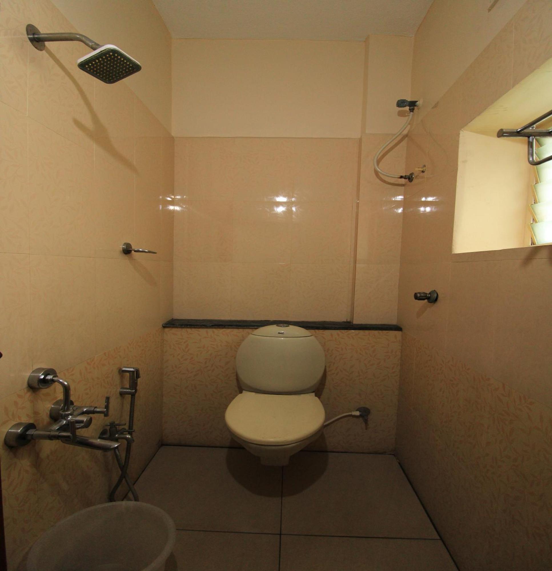 Hotel Rathnavel Towers Τσενάι Εξωτερικό φωτογραφία